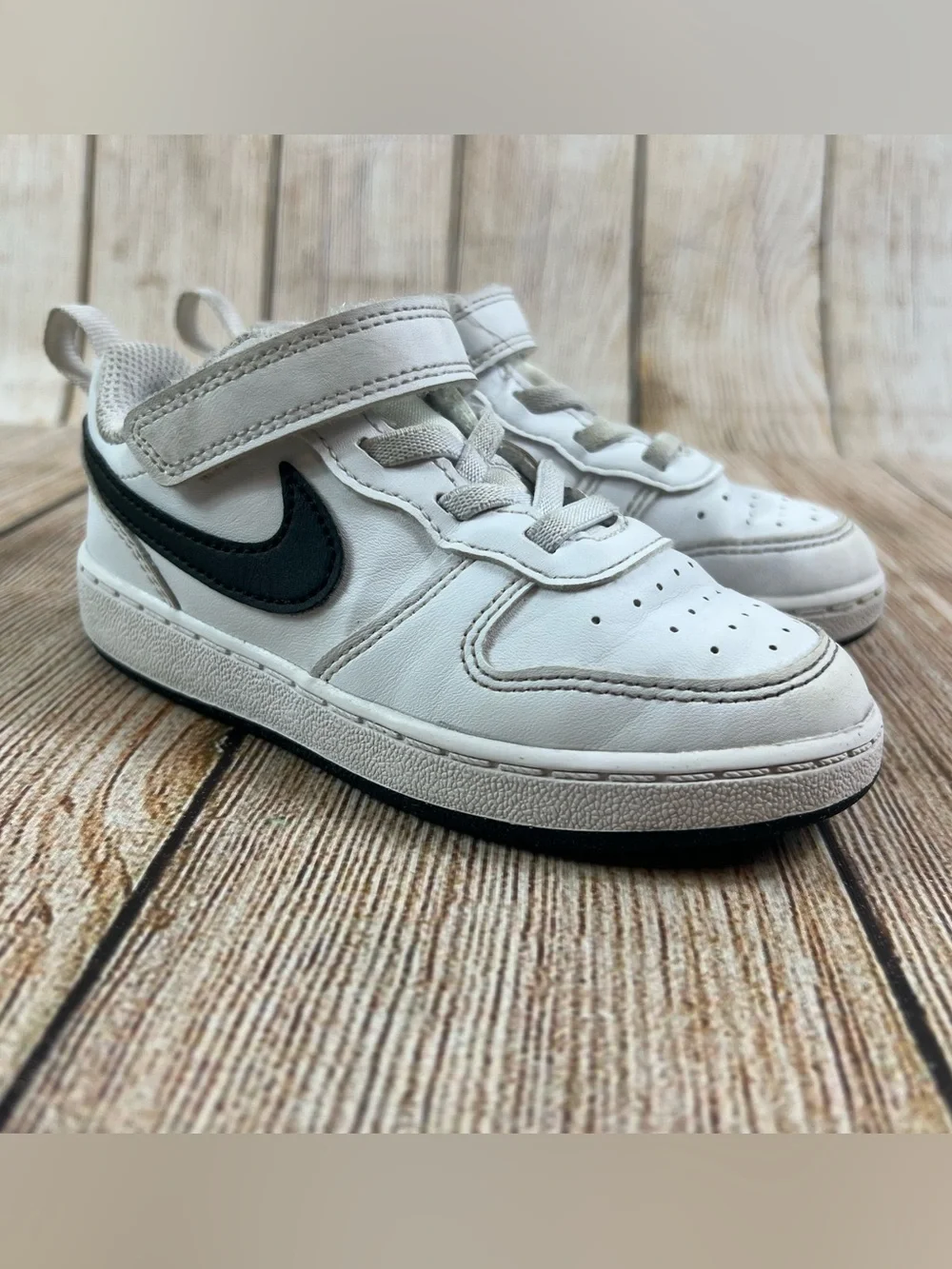 Nike Court Low Toddler White Black Size 9C Shoes DV5458-104